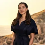 Özge Özacar portresi